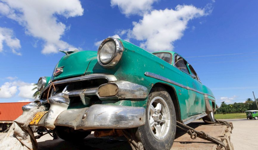 old-damaged-car-13945 Scrap My Car Dublin